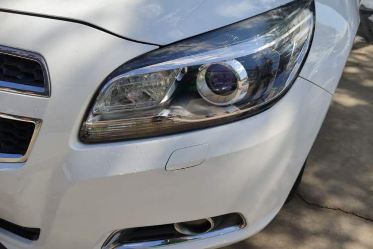 Used Chevrolet Malibu 2014 2.0L Automatic Luxury Edition Left Front Headlight