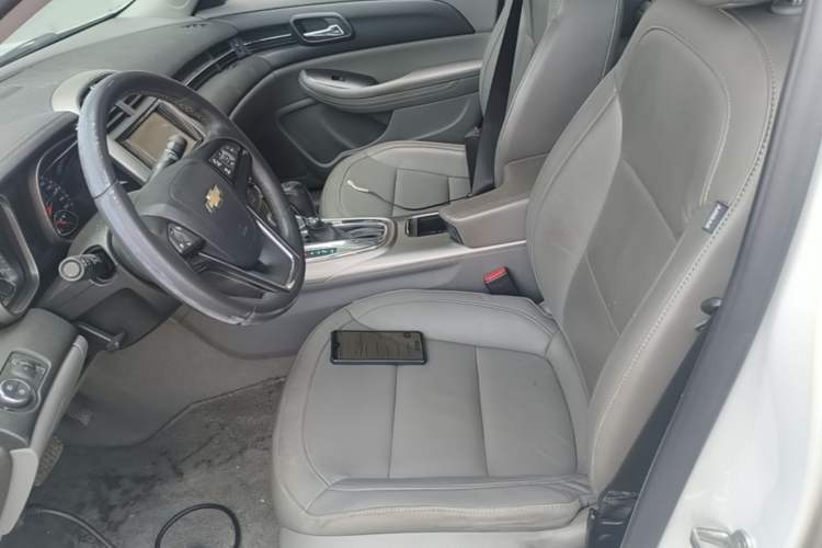 Used Chevrolet Malibu 2014 2.0L Automatic Luxury Edition Left Front Seat