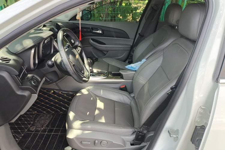 Used Chevrolet Malibu 2014 2.0L Automatic Luxury Edition Left Front Seat
