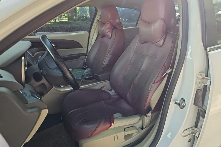 Used Chevrolet Malibu 2014 2.0L Automatic Comfort Edition Left Front Seat