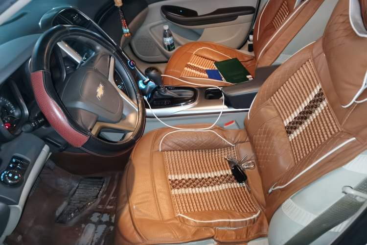Used Chevrolet Malibu 2014 2.0L Automatic Comfort Edition Left Front Seat