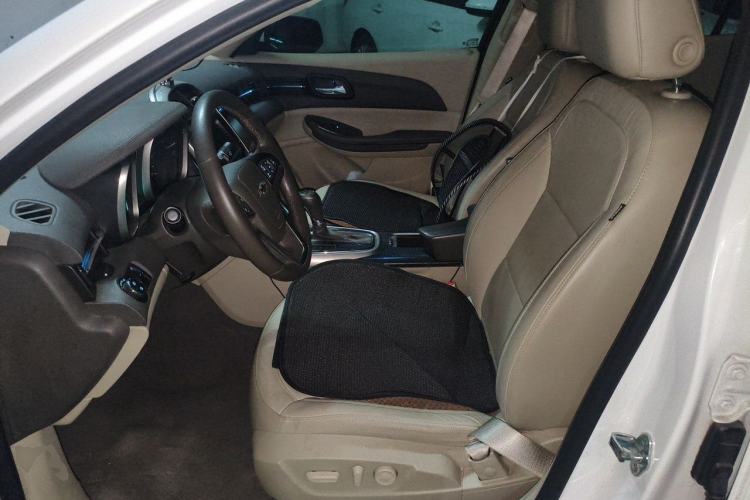 Used Chevrolet Malibu 2014 2.0L Automatic Luxury Edition Left Front Seat