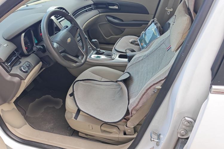 Used Chevrolet Malibu 2014 2.0L Automatic Comfort Edition Left Front Seat