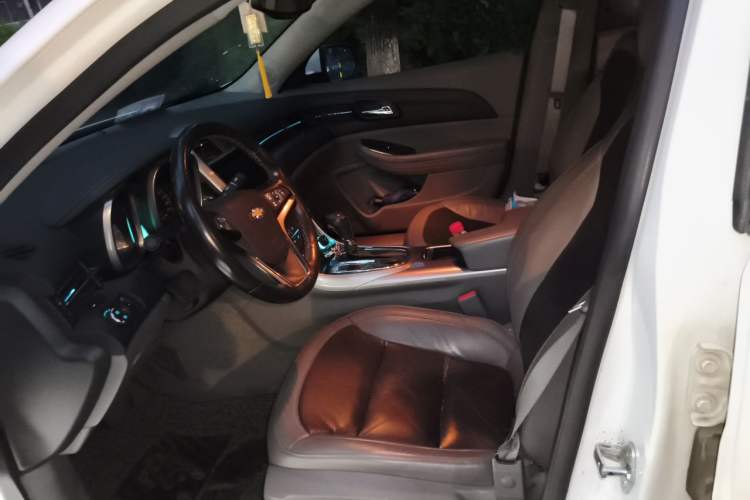 Used Chevrolet Malibu 2014 2.0L Automatic Luxury Edition Left Front Seat
