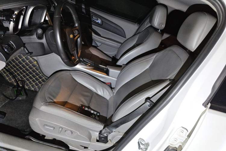 Used Chevrolet Malibu 2014 2.0L Automatic Luxury Edition Left Front Seat
