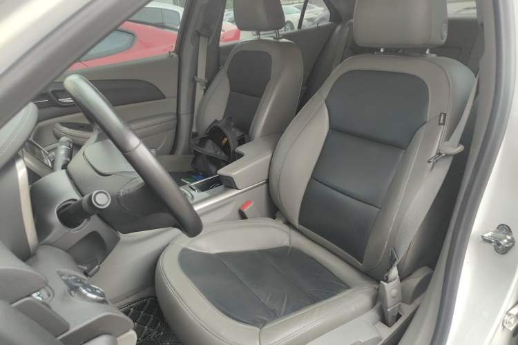 Used Chevrolet Malibu 2014 2.0L Automatic Luxury Edition Left Front Seat