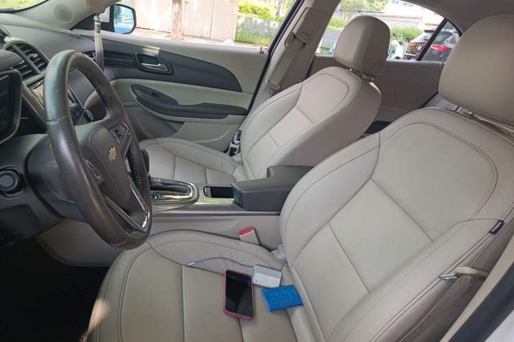 Used Chevrolet Malibu 2014 2.0L Automatic Luxury Edition Left Front Seat