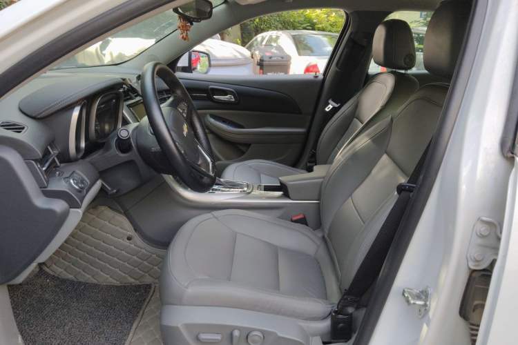 Used Chevrolet Malibu 2014 2.0L Automatic Luxury Edition Left Front Seat