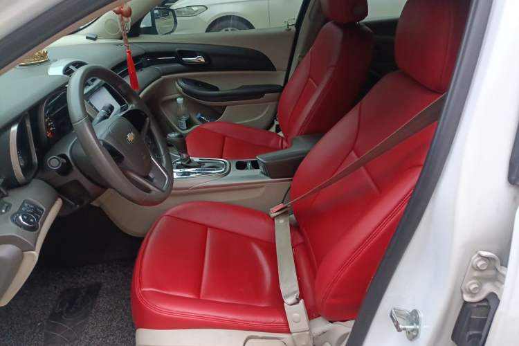 Used Chevrolet Malibu 2014 2.0L Automatic Comfort Edition Left Front Seat