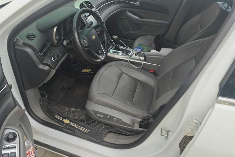 Used Chevrolet Malibu 2014 2.0L Automatic Luxury Edition Left Front Seat