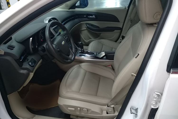 Used Chevrolet Malibu 2014 2.0L Automatic Luxury Edition Left Front Seat