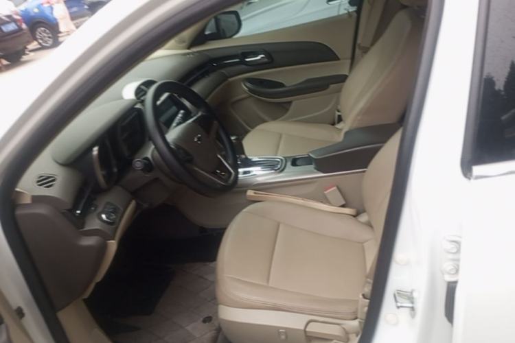Used Chevrolet Malibu 2014 2.0L Automatic Comfort Edition Left Front Seat
