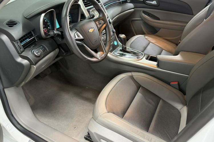 Used Chevrolet Malibu 2014 2.0L Automatic Luxury Edition Left Front Seat
