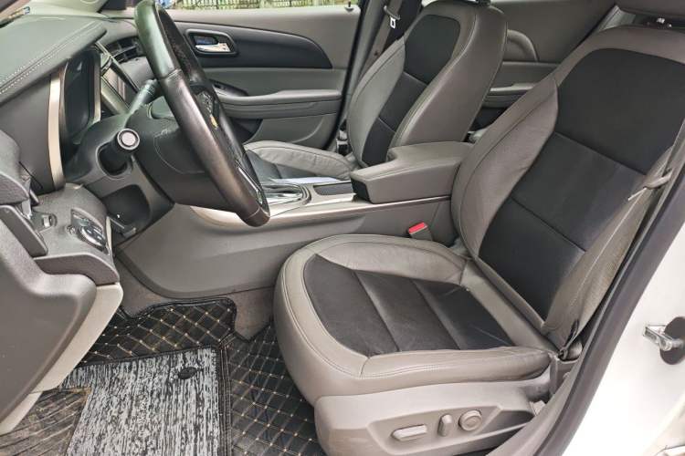 Used Chevrolet Malibu 2014 2.0L Automatic Luxury Edition Left Front Seat