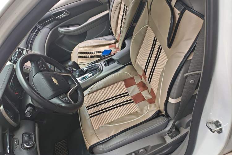 Used Chevrolet Malibu 2014 2.0L Automatic Luxury Edition Left Front Seat