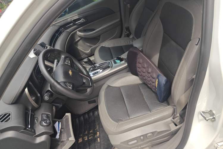 Used Chevrolet Malibu 2014 2.0L Automatic Luxury Edition Left Front Seat