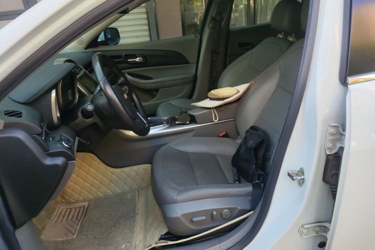 Used Chevrolet Malibu 2014 2.0L Automatic Luxury Edition Left Front Seat