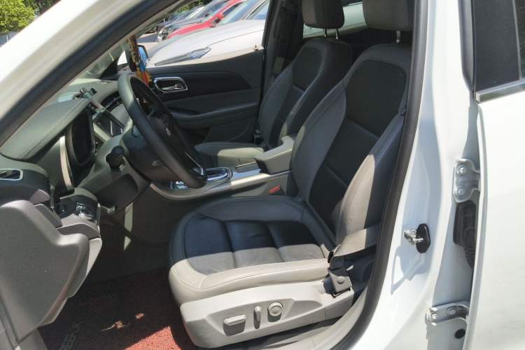 Used Chevrolet Malibu 2014 2.0L Automatic Luxury Edition Left Front Seat