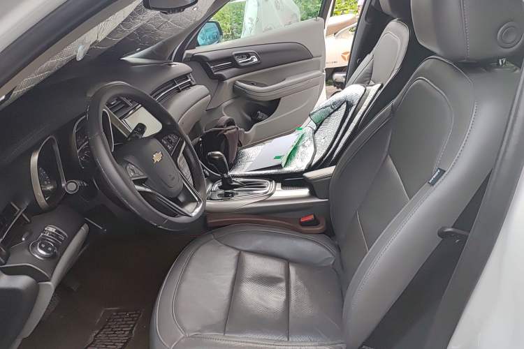 Used Chevrolet Malibu 2014 2.0L Automatic Luxury Edition Left Front Seat