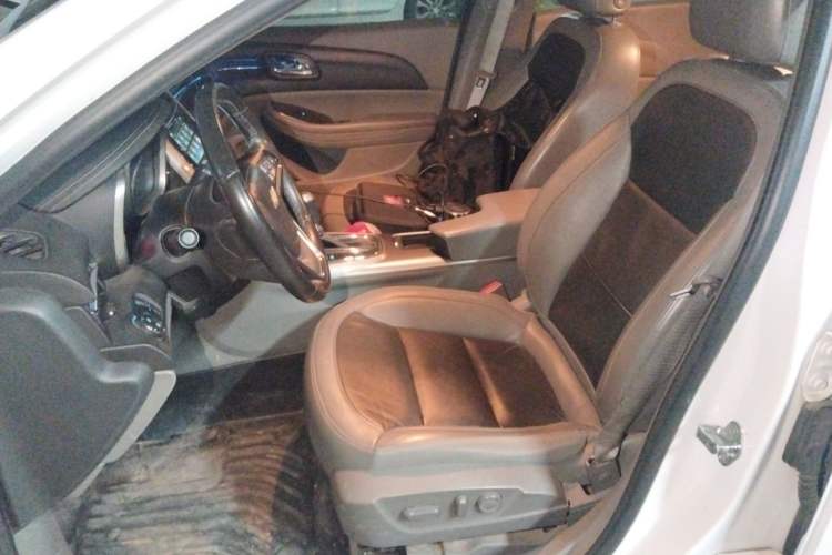 Used Chevrolet Malibu 2014 2.4L Automatic Luxury Edition Left Front Seat