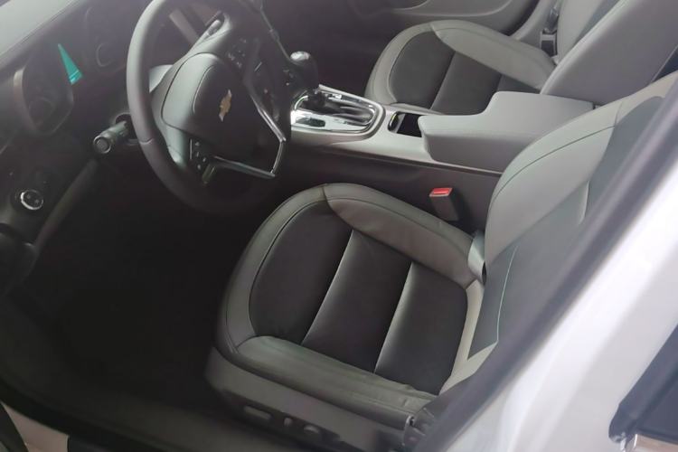 Used Chevrolet Malibu 2014 2.0L Automatic Luxury Edition Left Front Seat