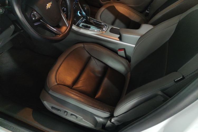 Used Chevrolet Malibu 2014 2.0L Automatic Luxury Edition Left Front Seat