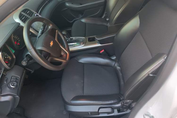 Used Chevrolet Malibu 2014 1.6T Automatic Comfort Edition Left Front Seat