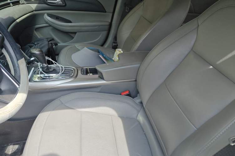 Used Chevrolet Malibu 2014 2.0L Automatic Luxury Edition Left Front Seat