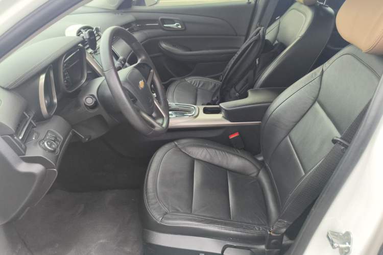 Used Chevrolet Malibu 2014 1.6T Automatic Comfort Edition Left Front Seat