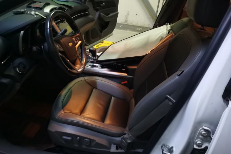 Used Chevrolet Malibu 2014 2.0L Automatic Luxury Edition Left Front Seat
