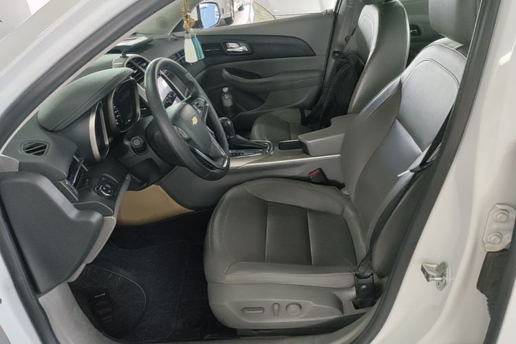 Used Chevrolet Malibu 2014 2.0L Automatic Luxury Edition Left Front Seat