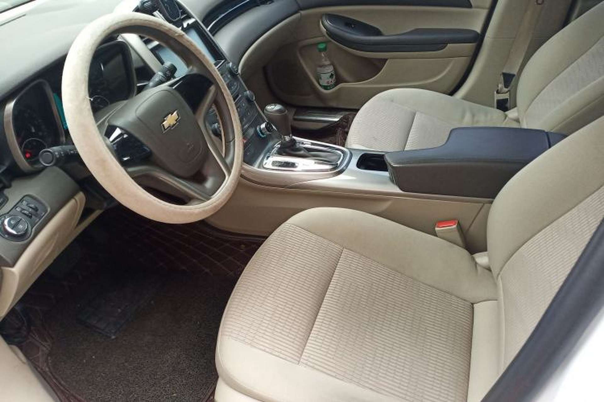 Used Chevrolet Malibu 2014 2.0L Automatic Comfort Edition Left Front Seat