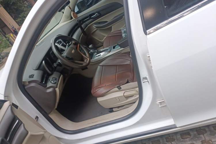 Used Chevrolet Malibu 2014 2.0L Automatic Comfort Edition Left Front Seat