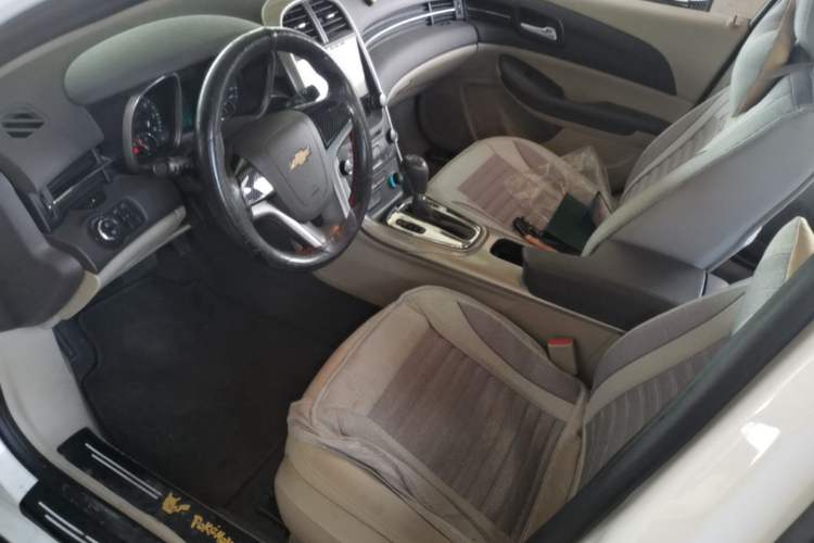 Used Chevrolet Malibu 2014 2.0L Automatic Comfort Edition Left Front Seat