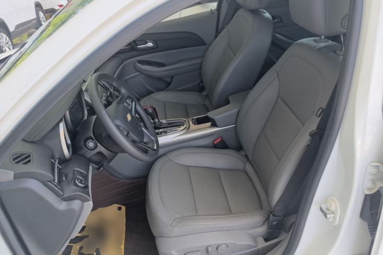 Used Chevrolet Malibu 2014 2.0L Automatic Luxury Edition Left Front Seat
