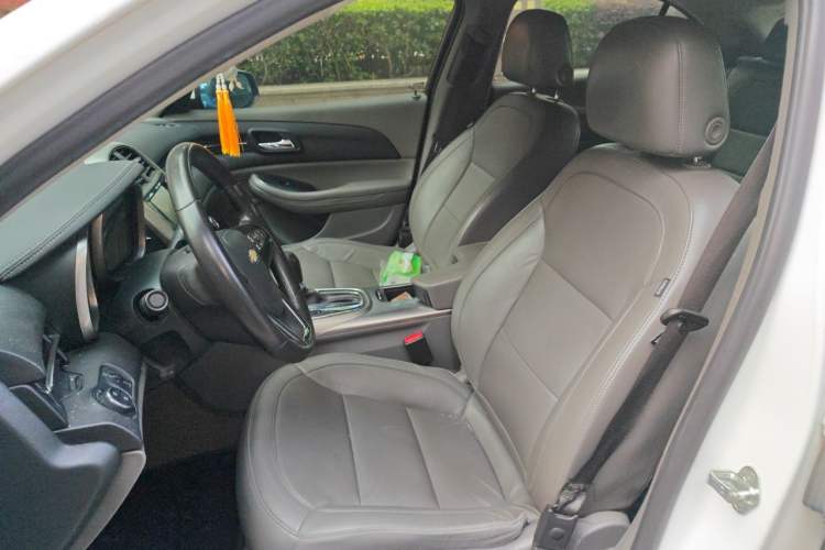 Used Chevrolet Malibu 2014 2.0L Automatic Luxury Edition Left Front Seat