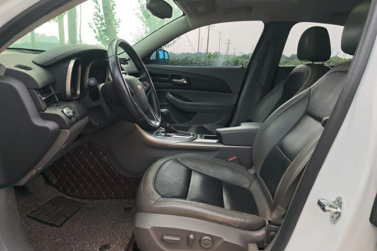 Used Chevrolet Malibu 2014 2.0L Automatic Luxury Edition Left Front Seat