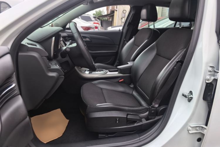 Used Chevrolet Malibu 2014 1.6T Automatic Comfort Edition Left Front Seat