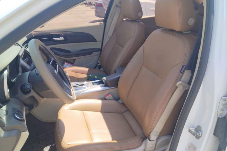Used Chevrolet Malibu 2014 2.0L Automatic Comfort Edition Left Front Seat