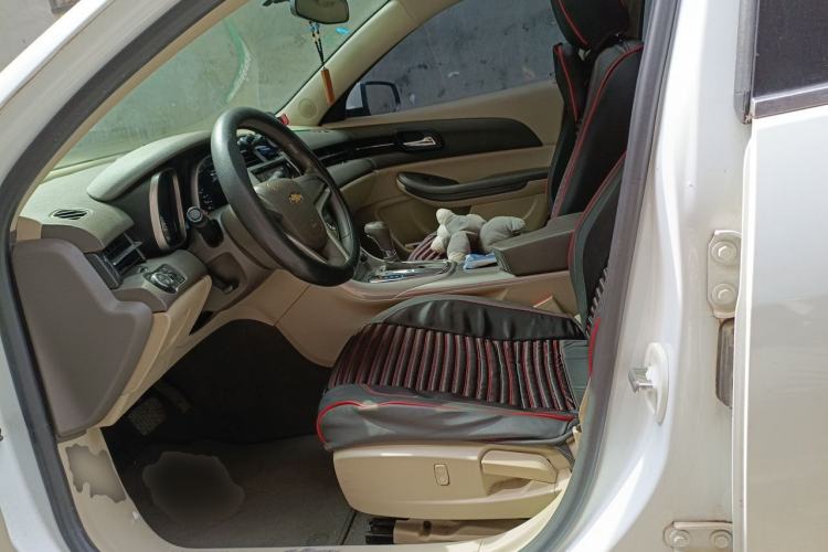 Used Chevrolet Malibu 2014 2.0L Automatic Comfort Edition Left Front Seat
