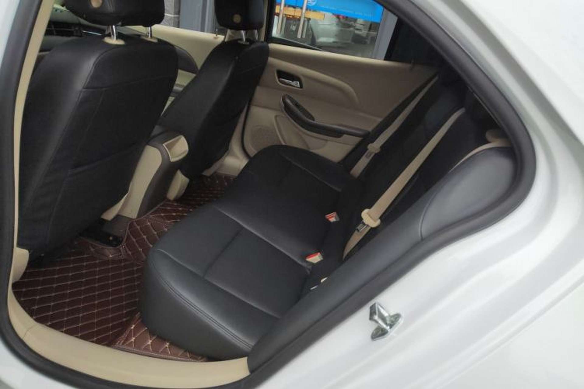 Used Chevrolet Malibu 2014 2.0L Automatic Comfort Edition Left Rear Seat