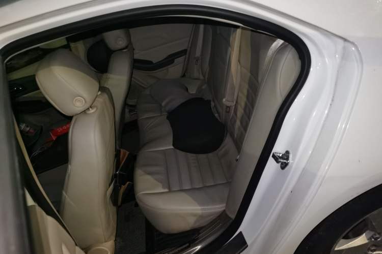 Used Chevrolet Malibu 2014 2.0L Automatic Comfort Edition Left Rear Seat