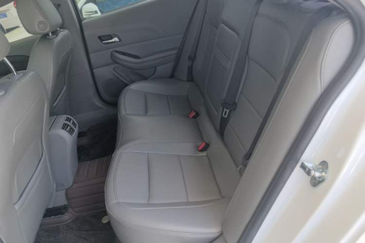 Used Chevrolet Malibu 2014 2.0L Automatic Luxury Edition Left Rear Seat