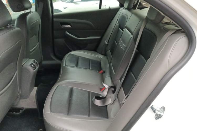 Used Chevrolet Malibu 2014 2.4L Automatic Luxury Edition Left Rear Seat