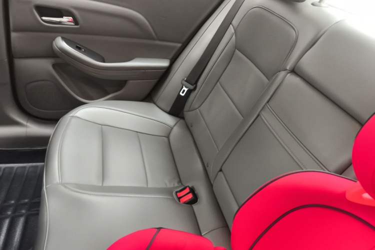 Used Chevrolet Malibu 2014 2.0L Automatic Luxury Edition Left Rear Seat