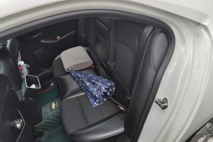 Used Chevrolet Malibu 2014 1.6T Automatic Comfort Edition Left Rear Seat