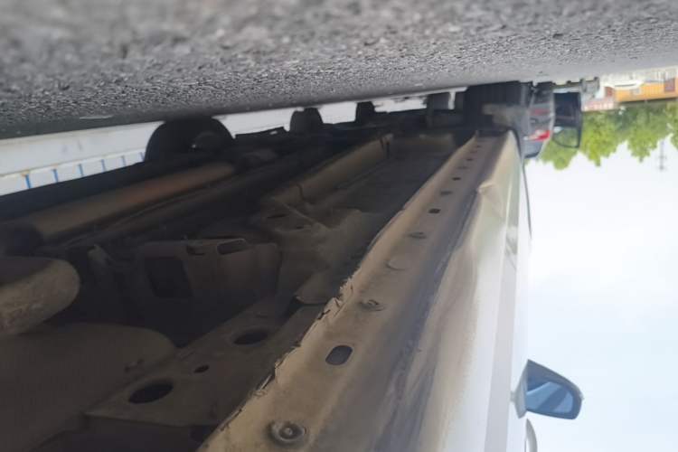 Used Chevrolet Malibu 2014 2.0L Automatic Luxury Edition Left Side Sill