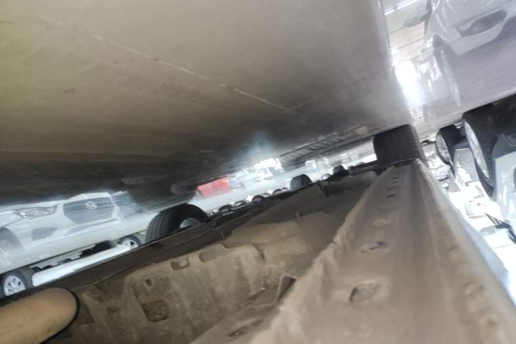 Used Chevrolet Malibu 2014 2.0L Automatic Luxury Edition Left Side Sill
