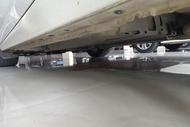 Used Chevrolet Malibu 2014 2.0L Automatic Comfort Edition Left Side Sill