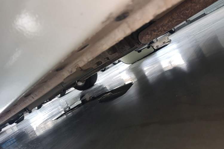 Used Chevrolet Malibu 2014 2.0L Automatic Comfort Edition Left Side Sill